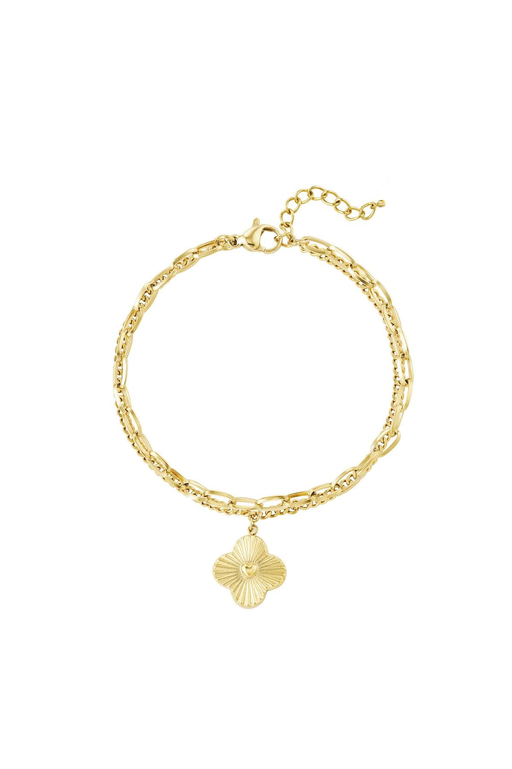 Zweilagiges Diva Armband aus 14k vergoldetem Edelstahl mit einem feinen Strang, einer groben Gliederkette und einem goldenen Blumenanhänger auf weißem Hintergrund.