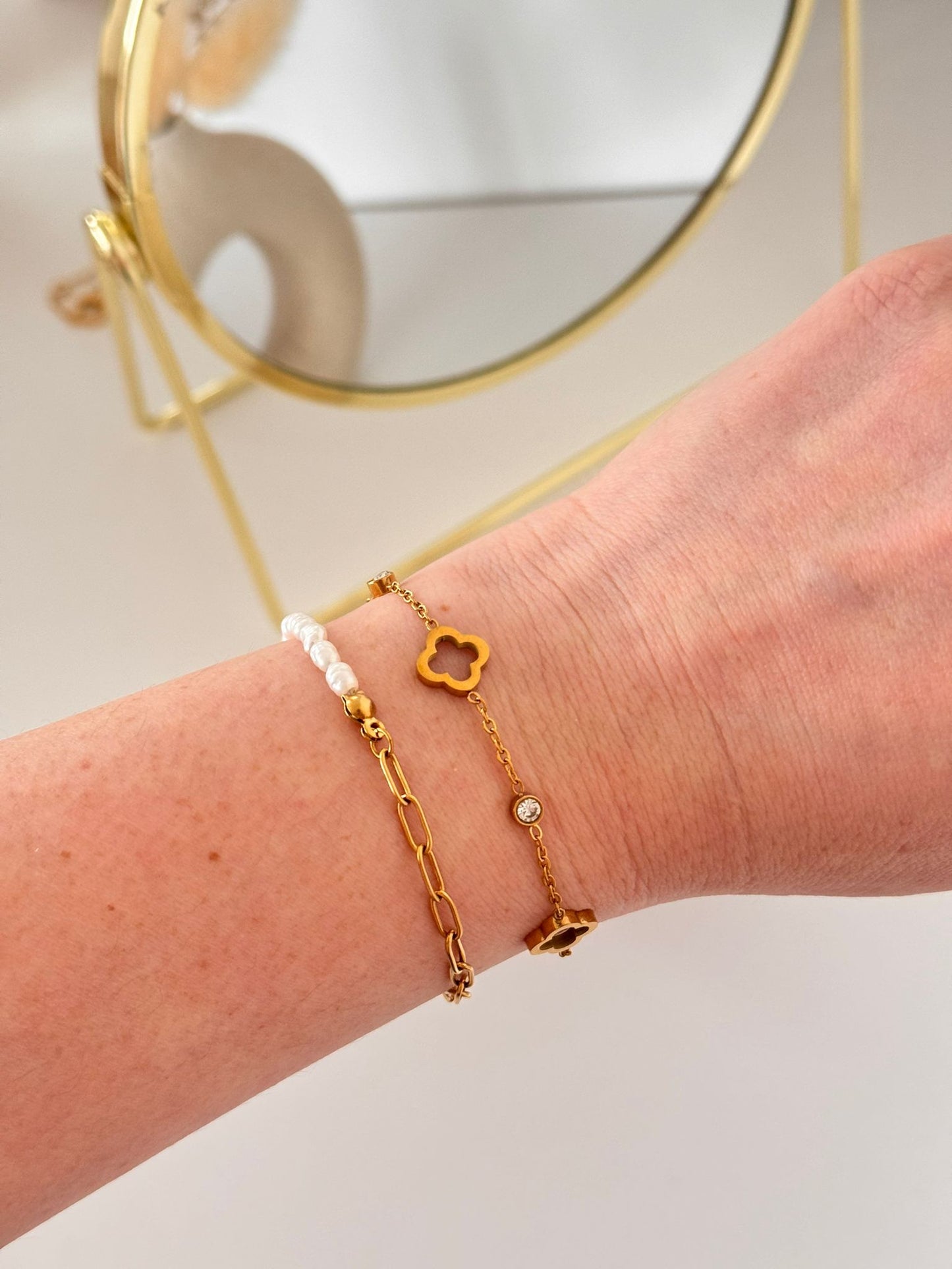 ELLIE KLEEBLATT ARMBAND