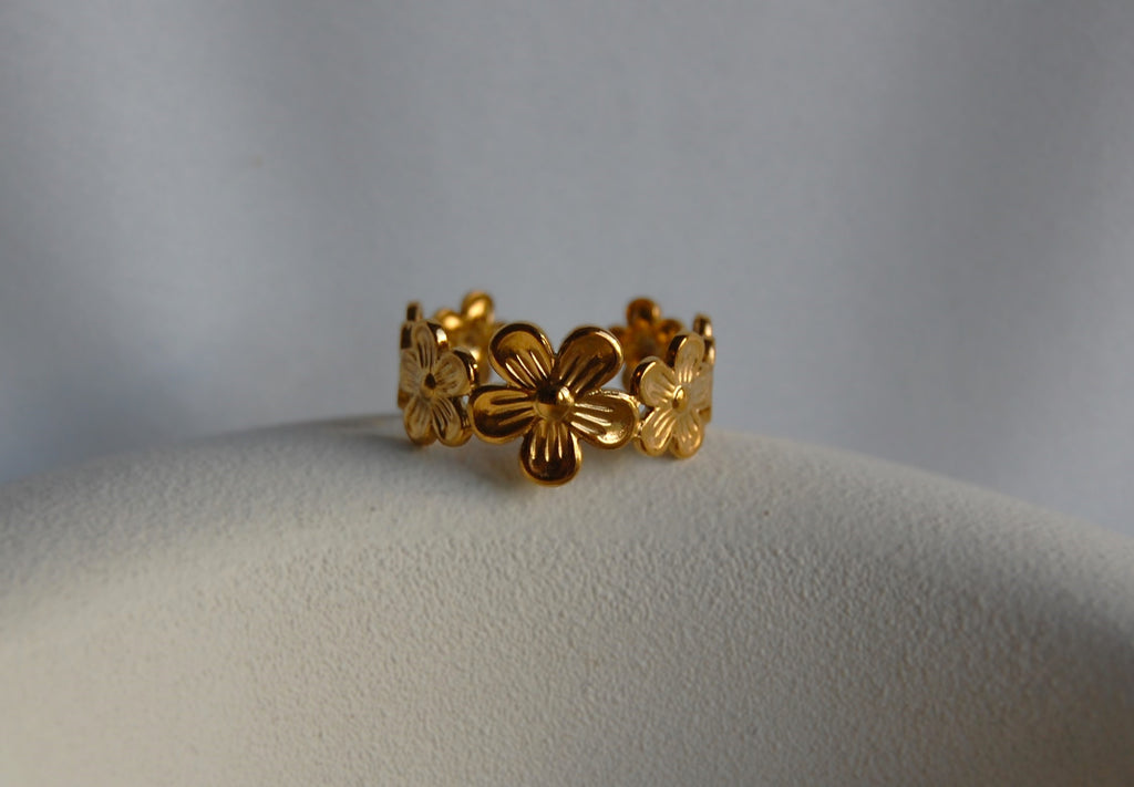 CAMELLIA RING