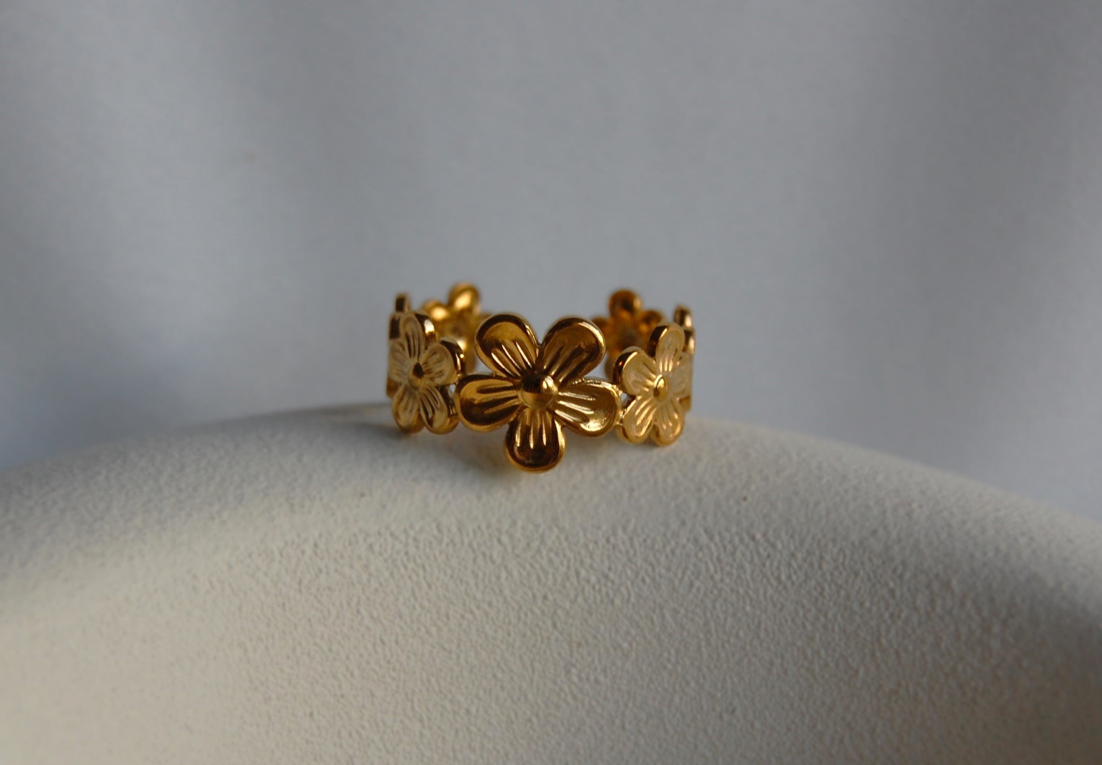 CAMELLIA RING