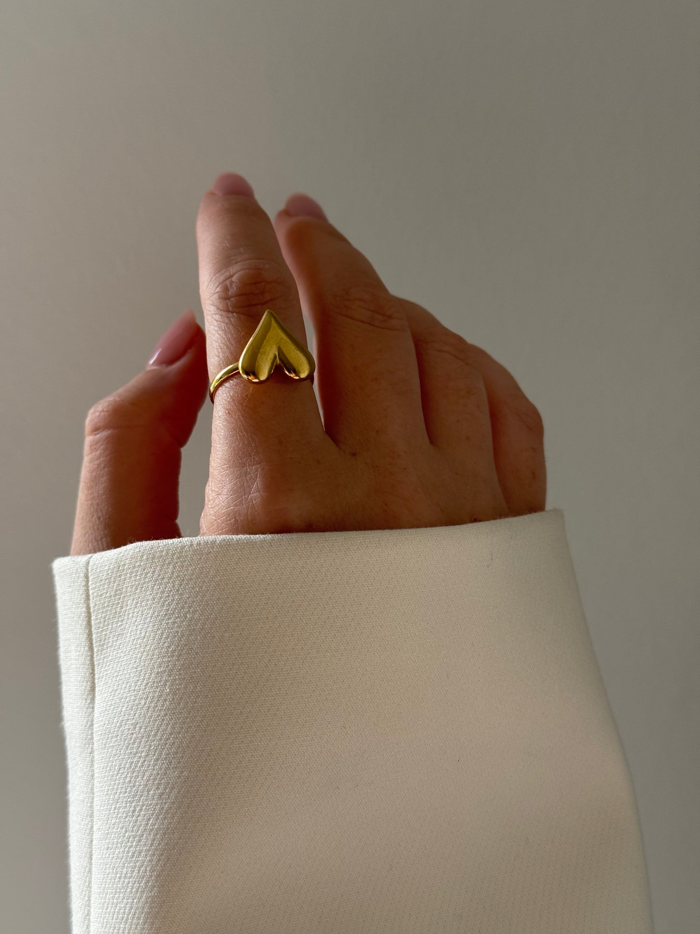 ALMA RING