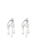 LavaSilverOhrringe_AsymmetrischetropfendeOhrringe_DripOhrstecker