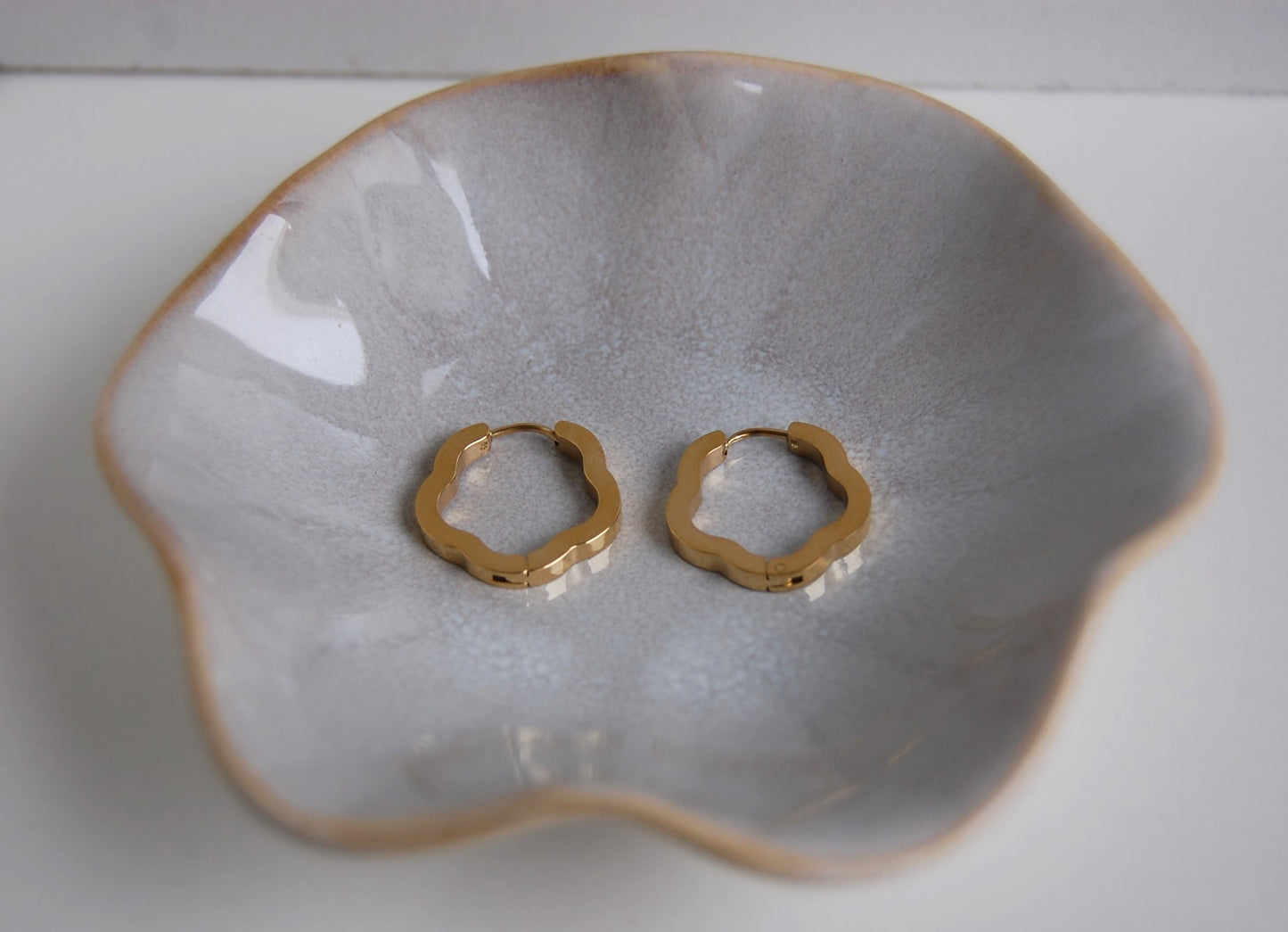 CAMILLA GOLD EARRINGS