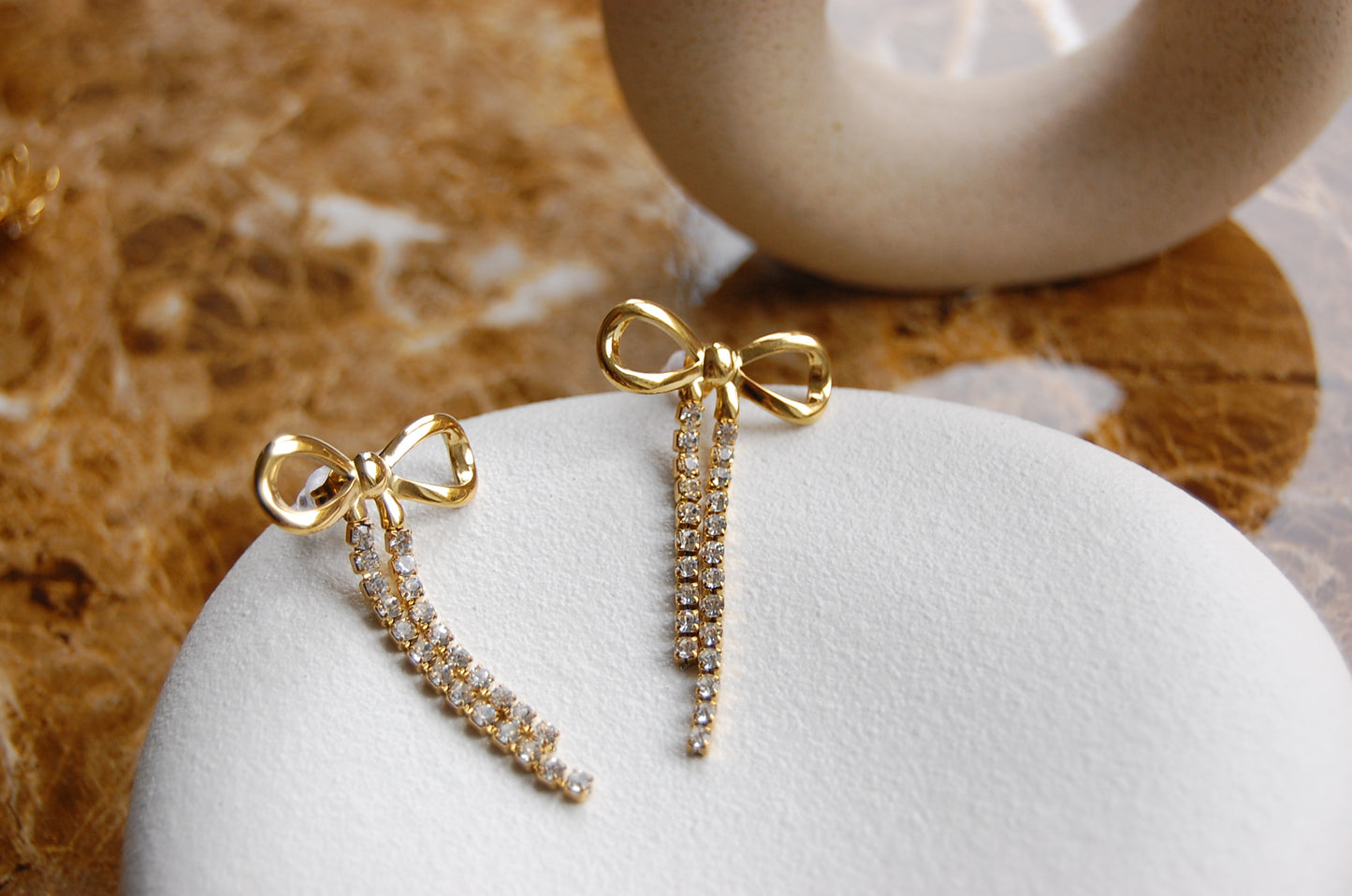 Schleife Damen Ohrringe-Ohrstecker aus Edelstahl mit 18K Vergoldung