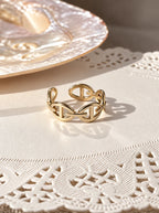 AURA RING