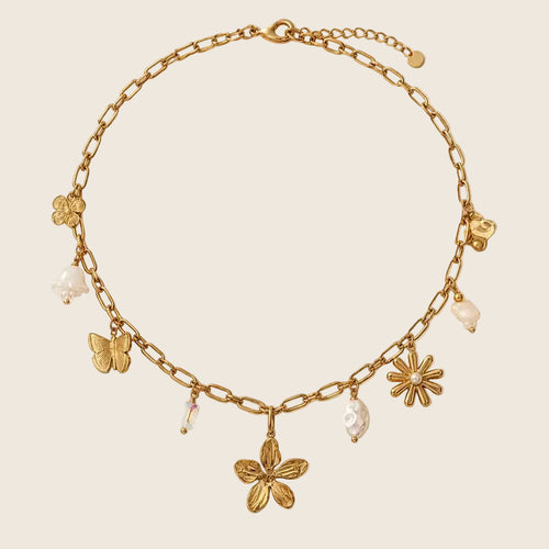 Dalia Charm Kette Gold aus 316L Edelstahl mit Perlen und Blumenanhängern