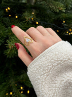 18K vergoldeter Goldring aus Edelstahl mit herzförmigem Design und funkelndem Stein