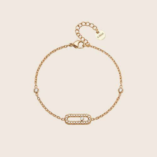 Maribel Armband in Gold mit länglichem Pavé-Glied, zwei Zirkonia-Steinen und Verlängerungskette