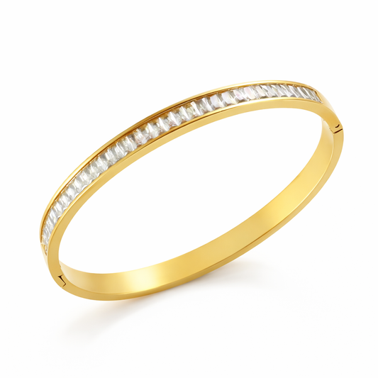 Pam Armreif – minimalistisches Gold-Bangle aus 18k vergoldetem Edelstahl mit funkelnden Zirkonia