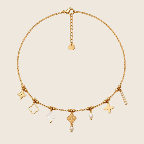 Mirela Halskette aus Edelstahl, 14k vergoldet, mit Charms, Perlmutt und Verlängerungskette