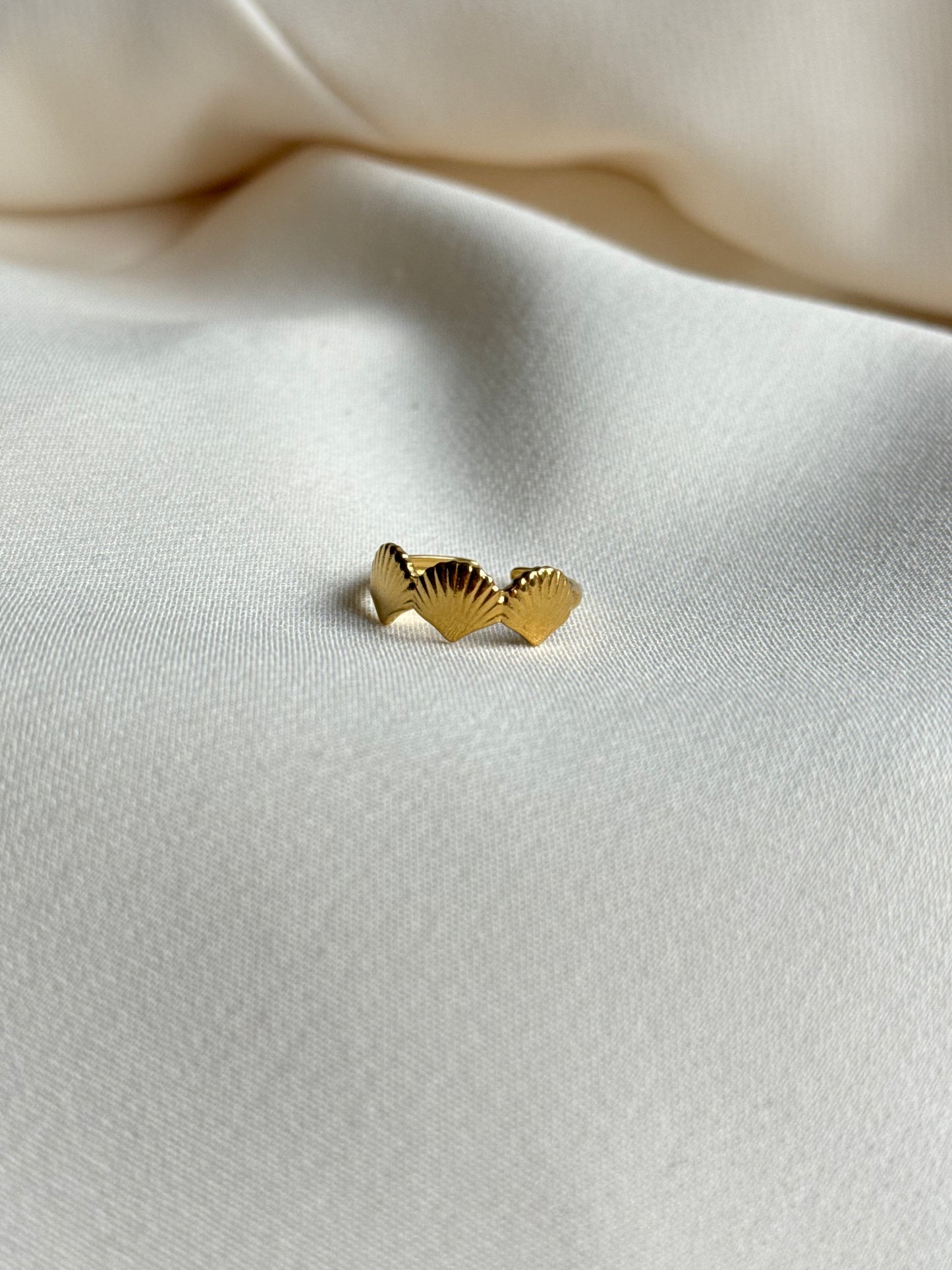 SHELSY RING