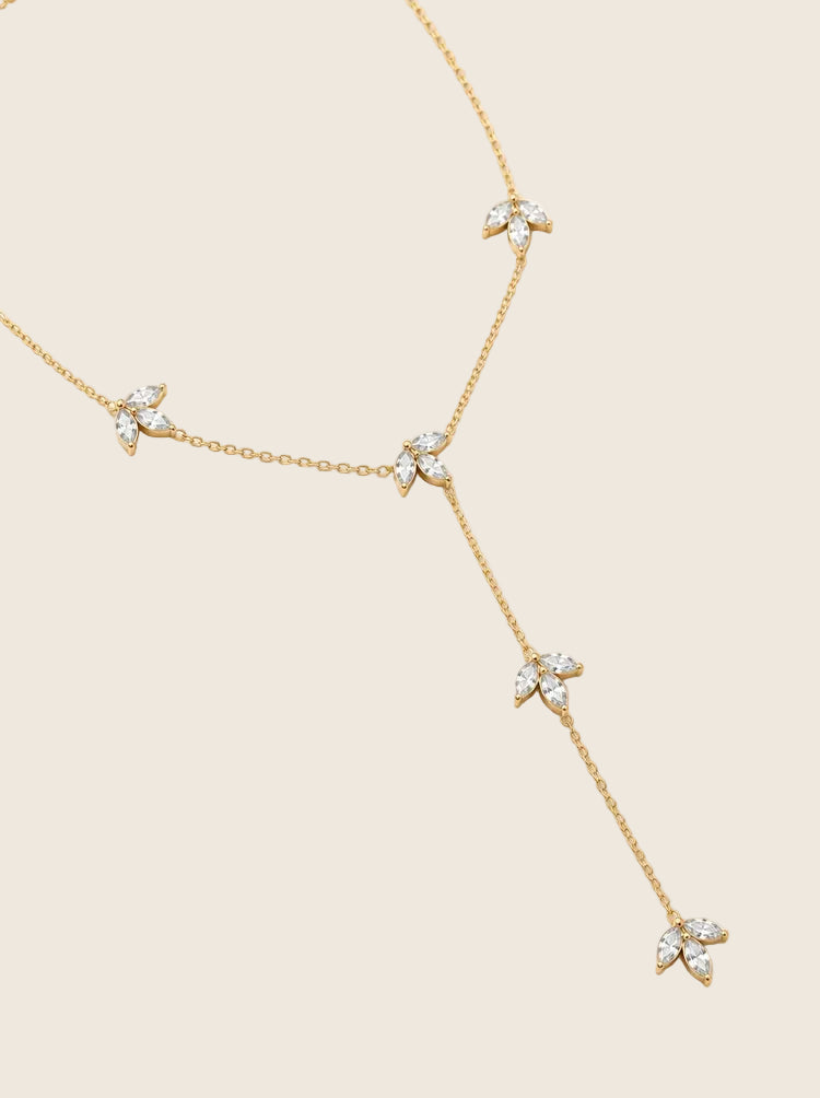 Theresa Y-Halskette in 14k Gold mit transparenten Marquise-Zirkonia-Elementen.